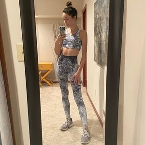 Grey white workout set S leggings and top unique